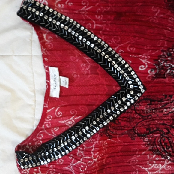 Dress Barn women's size 1x red and black Bohemian tunic - Picture 5 of 6